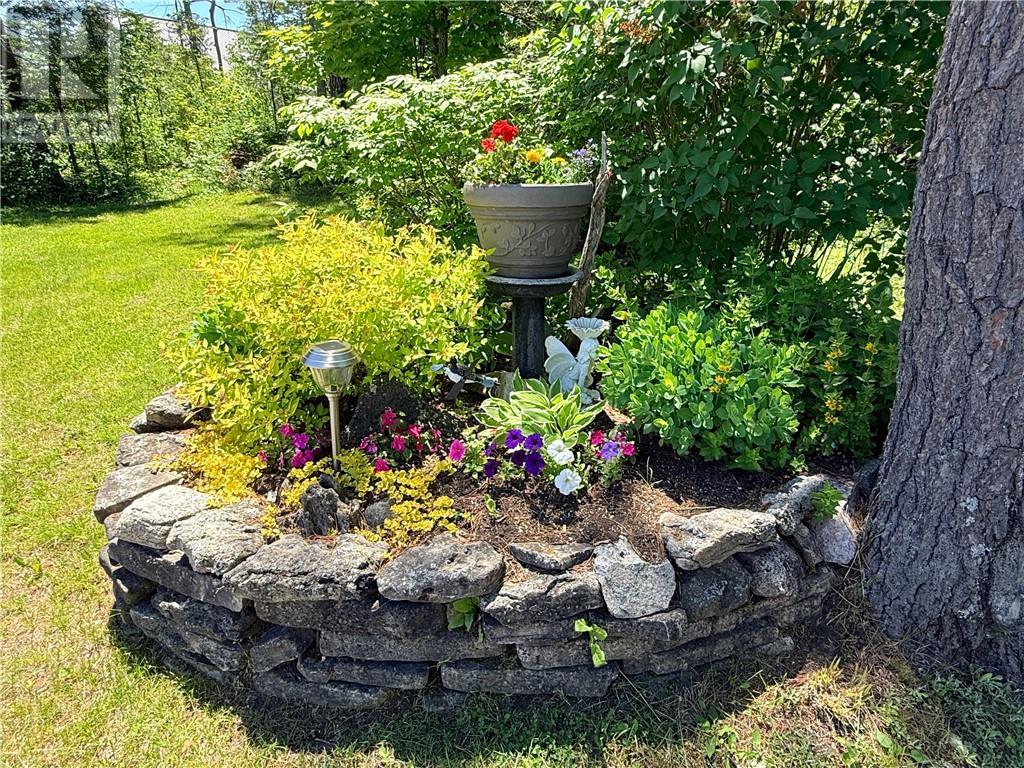 












238 Lonesome Pine Trail

,
Tehkummah, Manitoulin Island,




Ontario
P0P2C0

