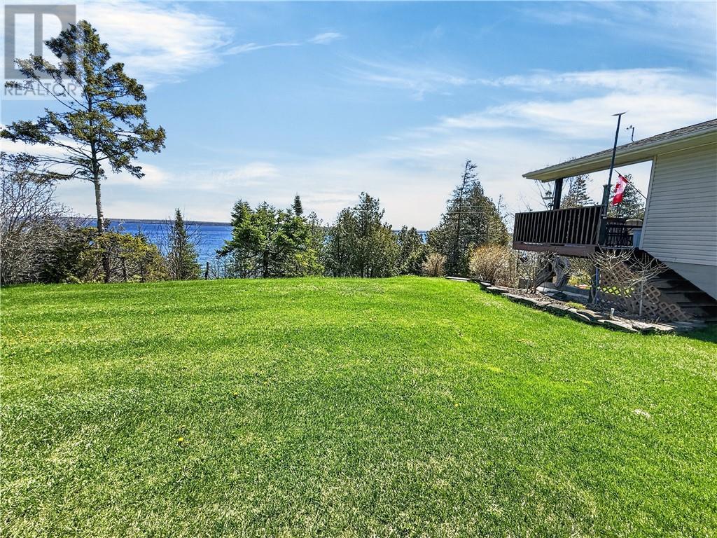












238 Lonesome Pine Trail

,
Tehkummah, Manitoulin Island,




Ontario
P0P2C0

