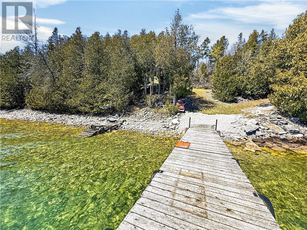 












238 Lonesome Pine Trail

,
Tehkummah, Manitoulin Island,




Ontario
P0P2C0


