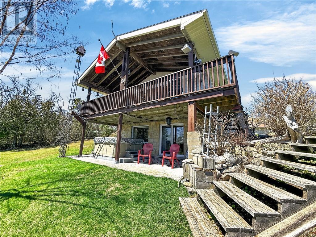 












238 Lonesome Pine Trail

,
Tehkummah, Manitoulin Island,




Ontario
P0P2C0

