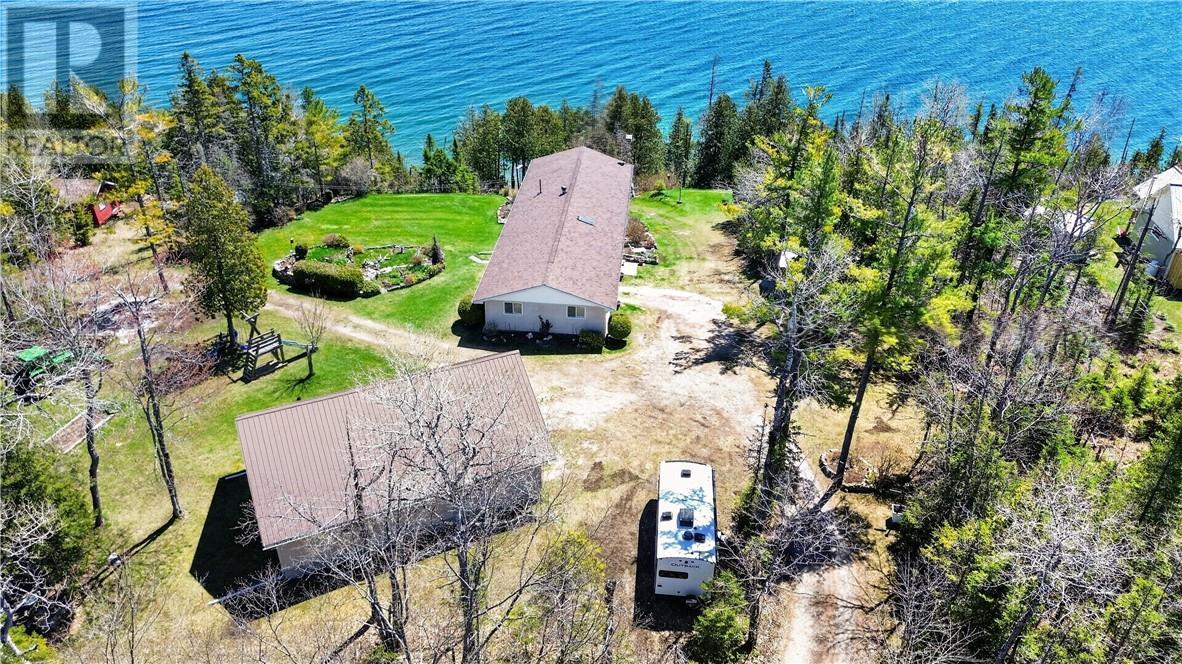 












238 Lonesome Pine Trail

,
Tehkummah, Manitoulin Island,




Ontario
P0P2C0

