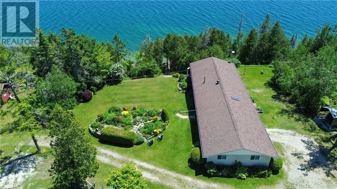 












238 Lonesome Pine Trail

,
Tehkummah, Manitoulin Island,




Ontario
P0P2C0


