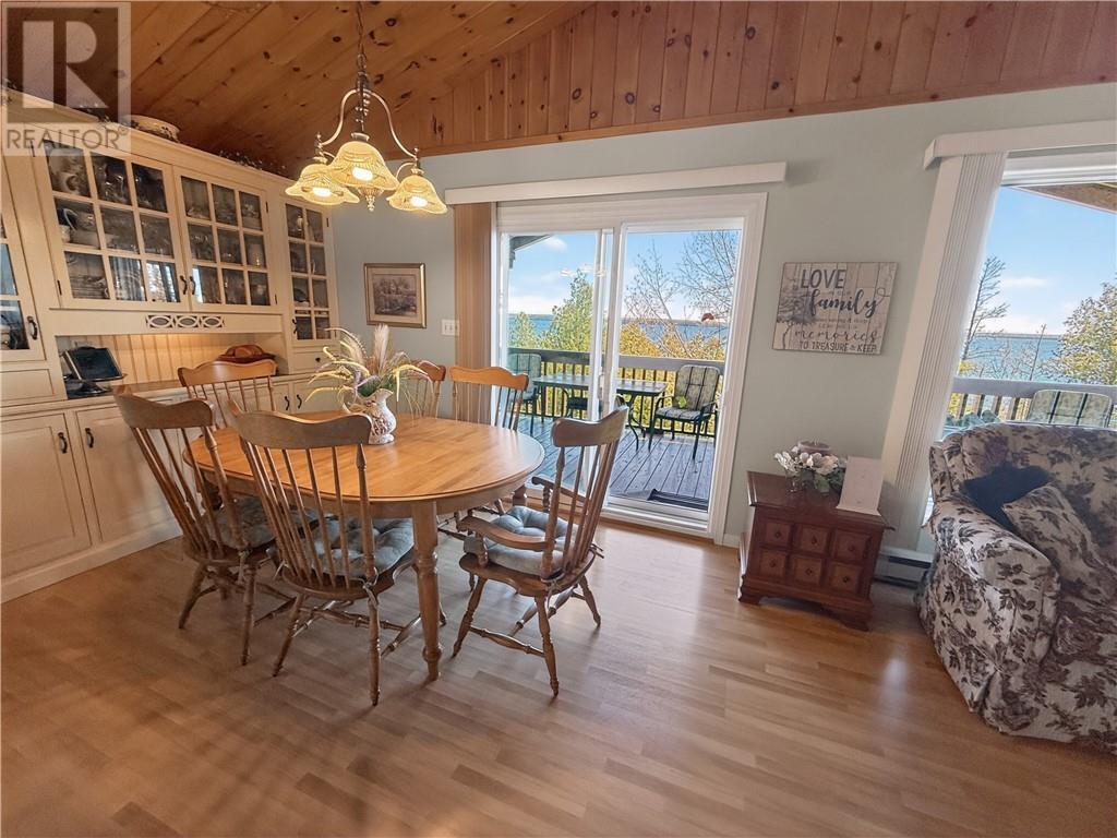 












238 Lonesome Pine Trail

,
Tehkummah, Manitoulin Island,




Ontario
P0P2C0


