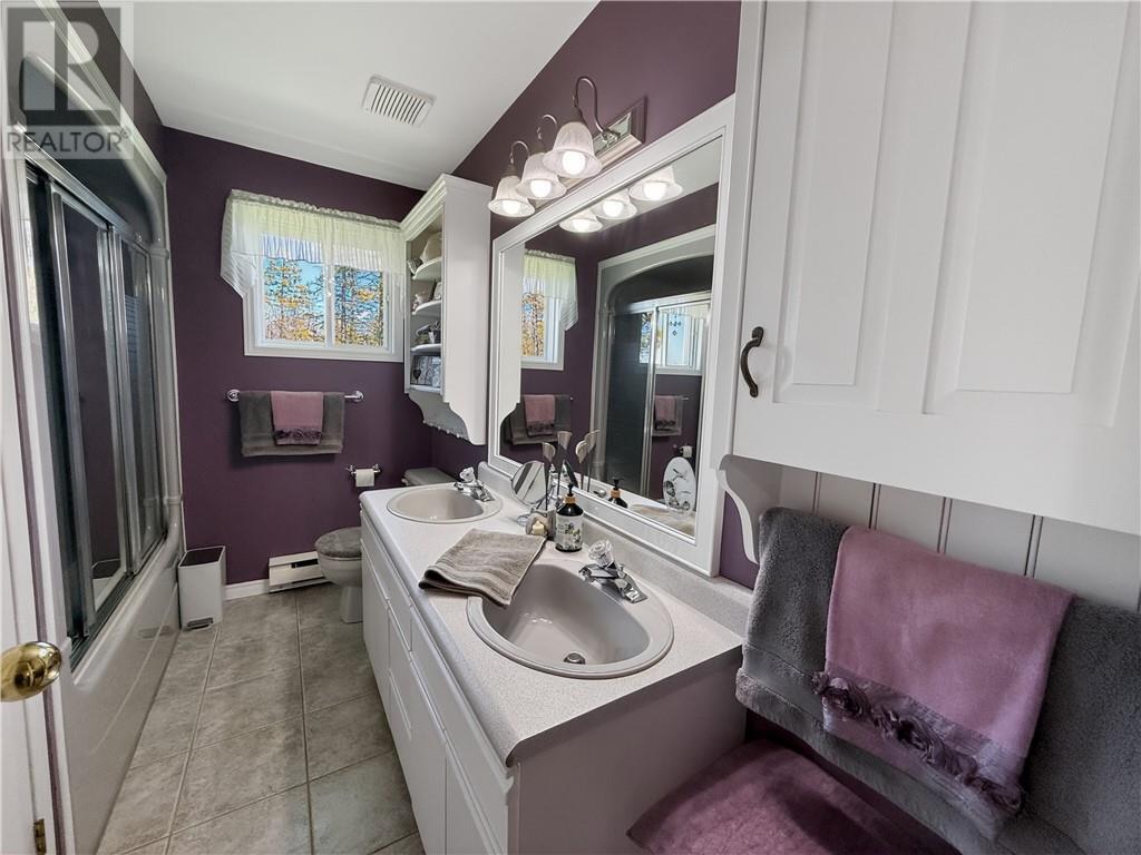












238 Lonesome Pine Trail

,
Tehkummah, Manitoulin Island,




Ontario
P0P2C0

