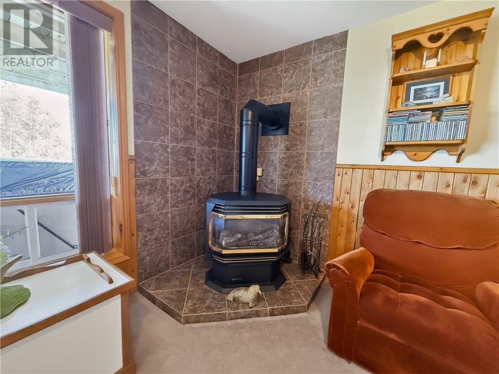 












238 Lonesome Pine Trail

,
Tehkummah, Manitoulin Island,




Ontario
P0P2C0


