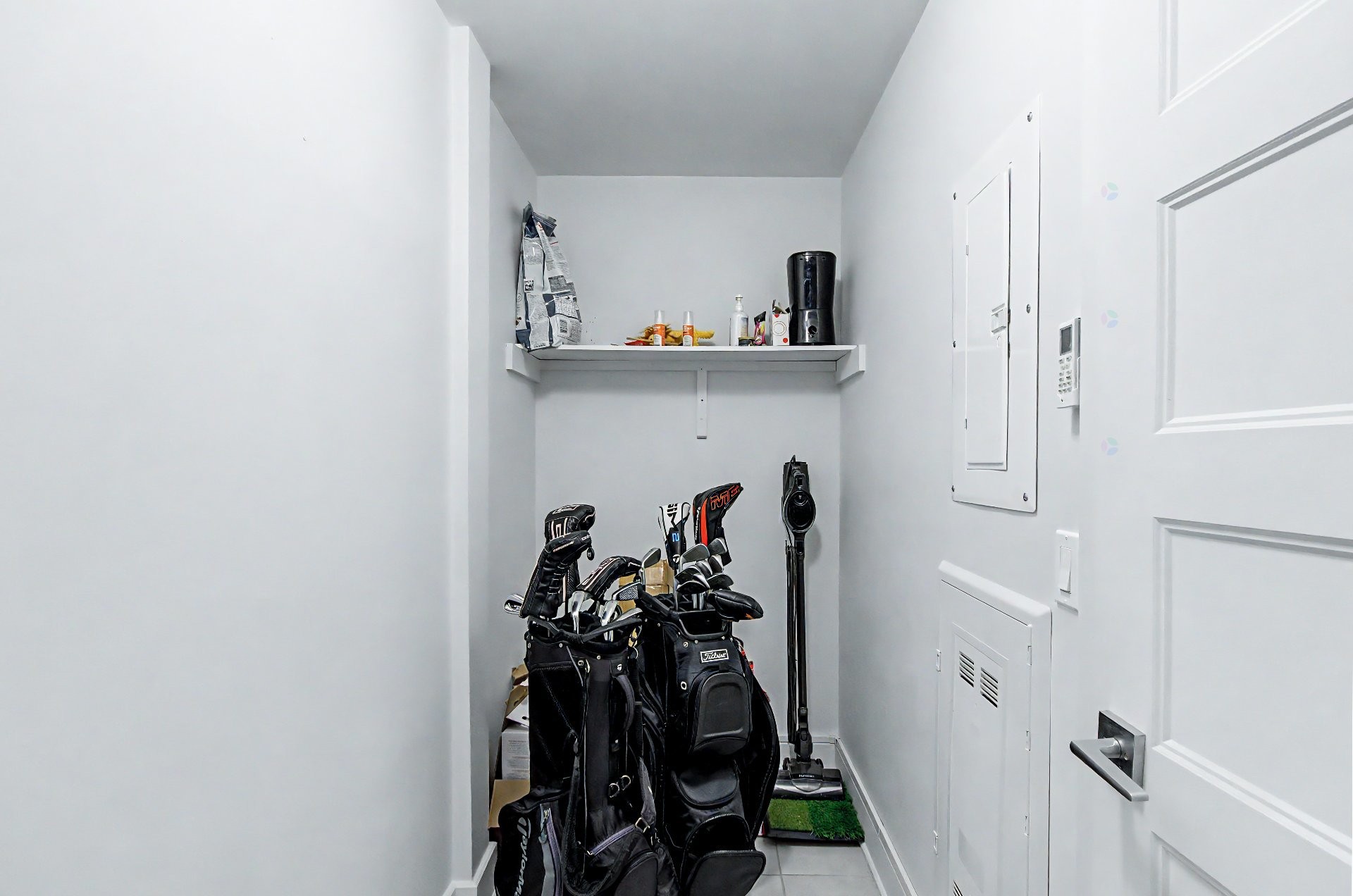 









545


Boul. Clairevue O.

, 102,
Saint-Bruno-de-Montarville,




QC
J3V6B2

