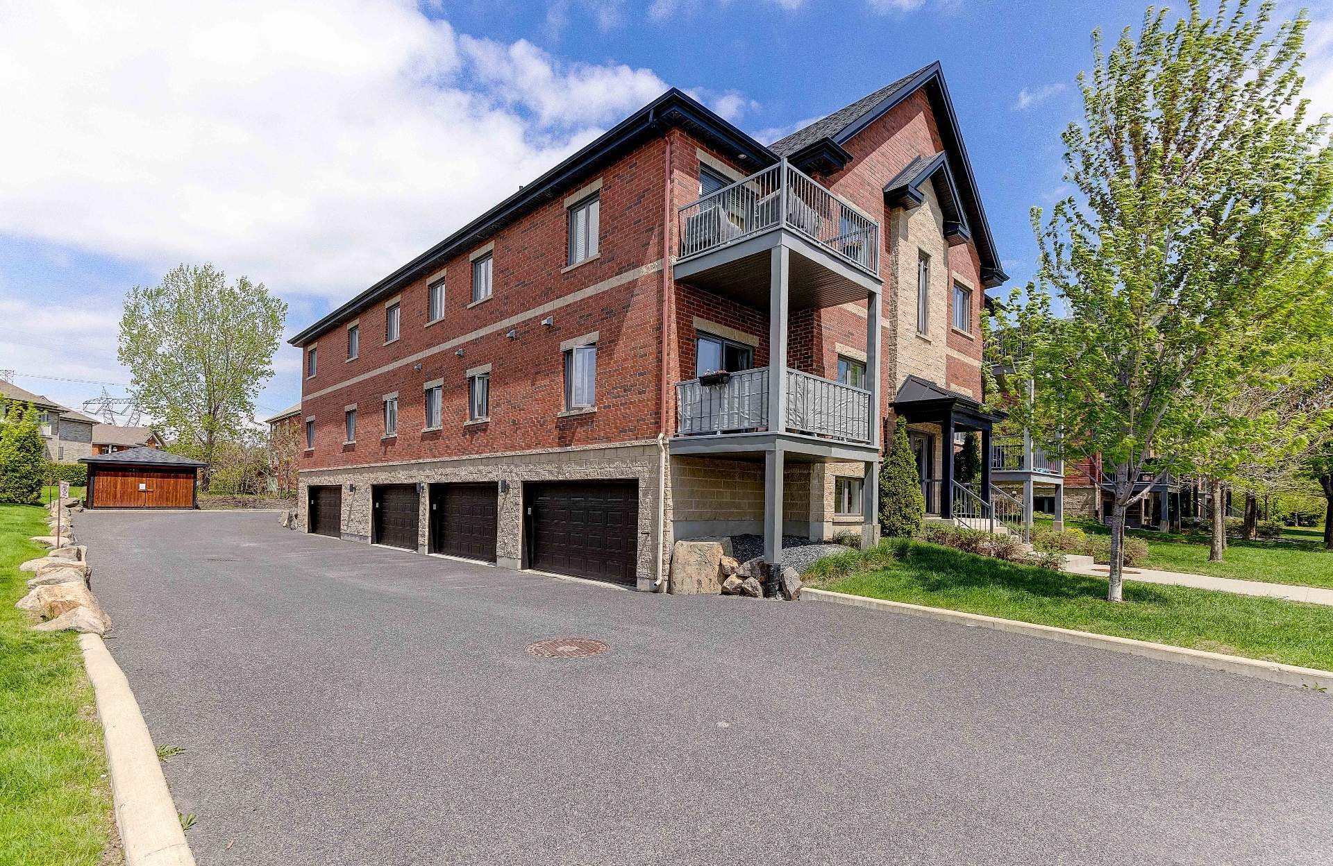 









545


Boul. Clairevue O.

, 102,
Saint-Bruno-de-Montarville,




QC
J3V6B2

