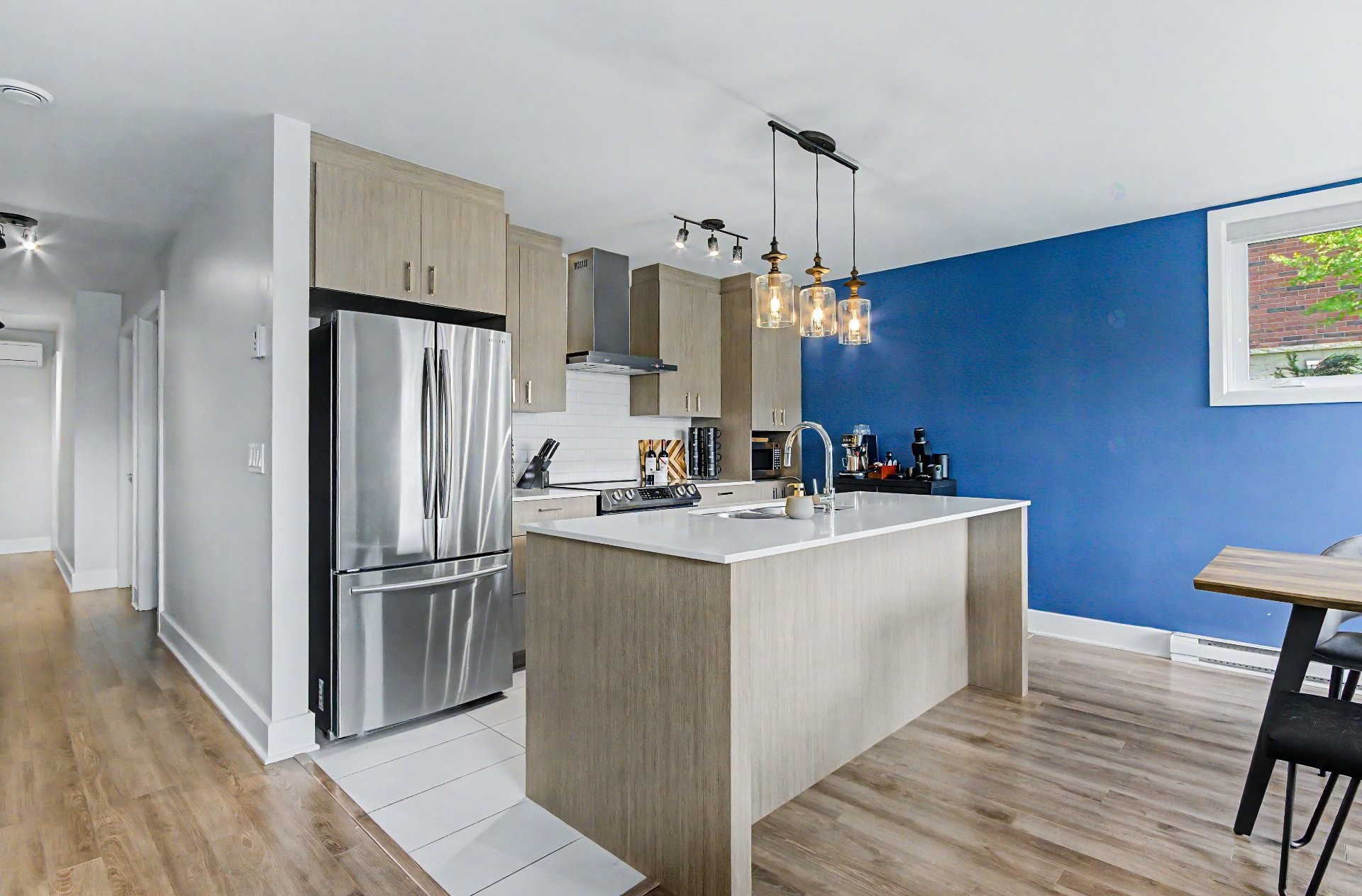 









545


Boul. Clairevue O.

, 102,
Saint-Bruno-de-Montarville,




QC
J3V6B2

