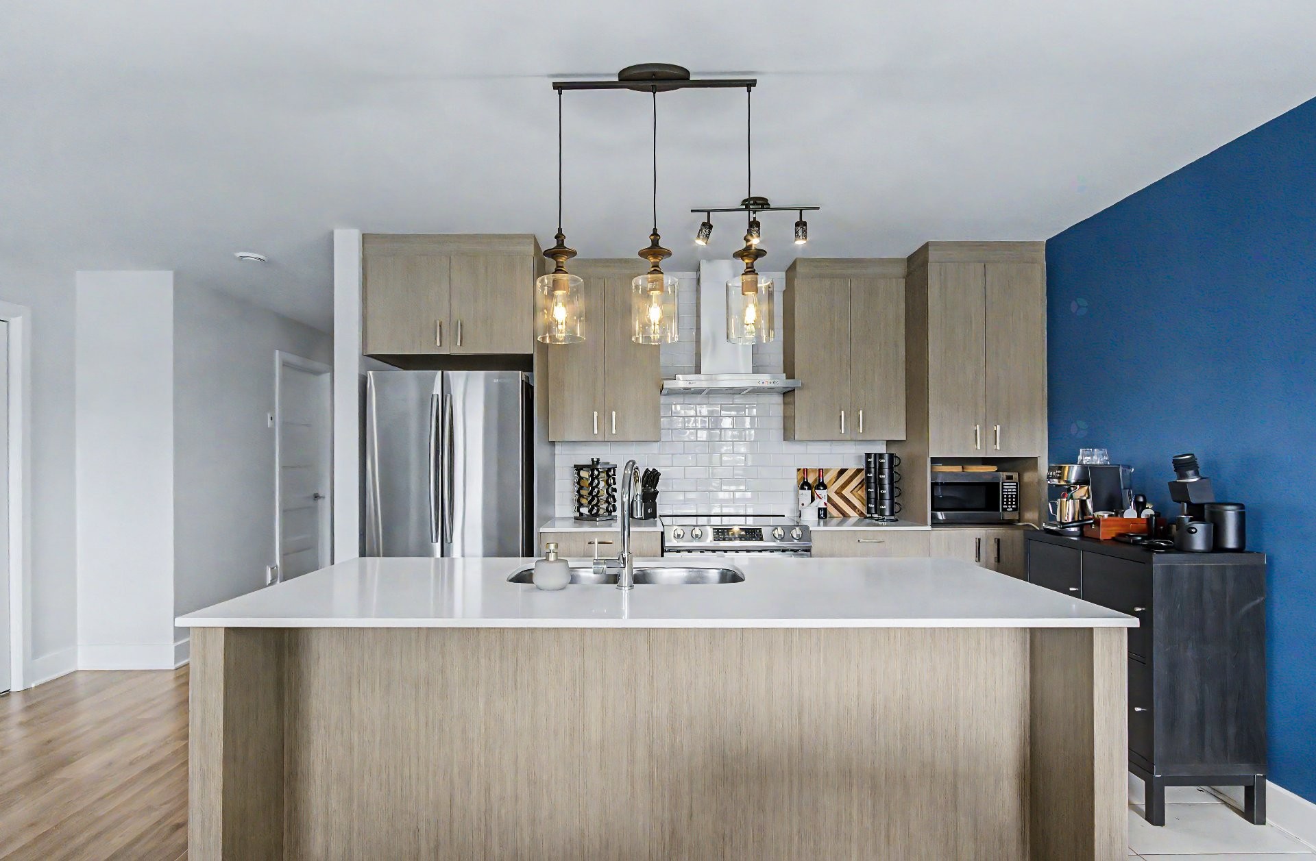 









545


Boul. Clairevue O.

, 102,
Saint-Bruno-de-Montarville,




QC
J3V6B2

