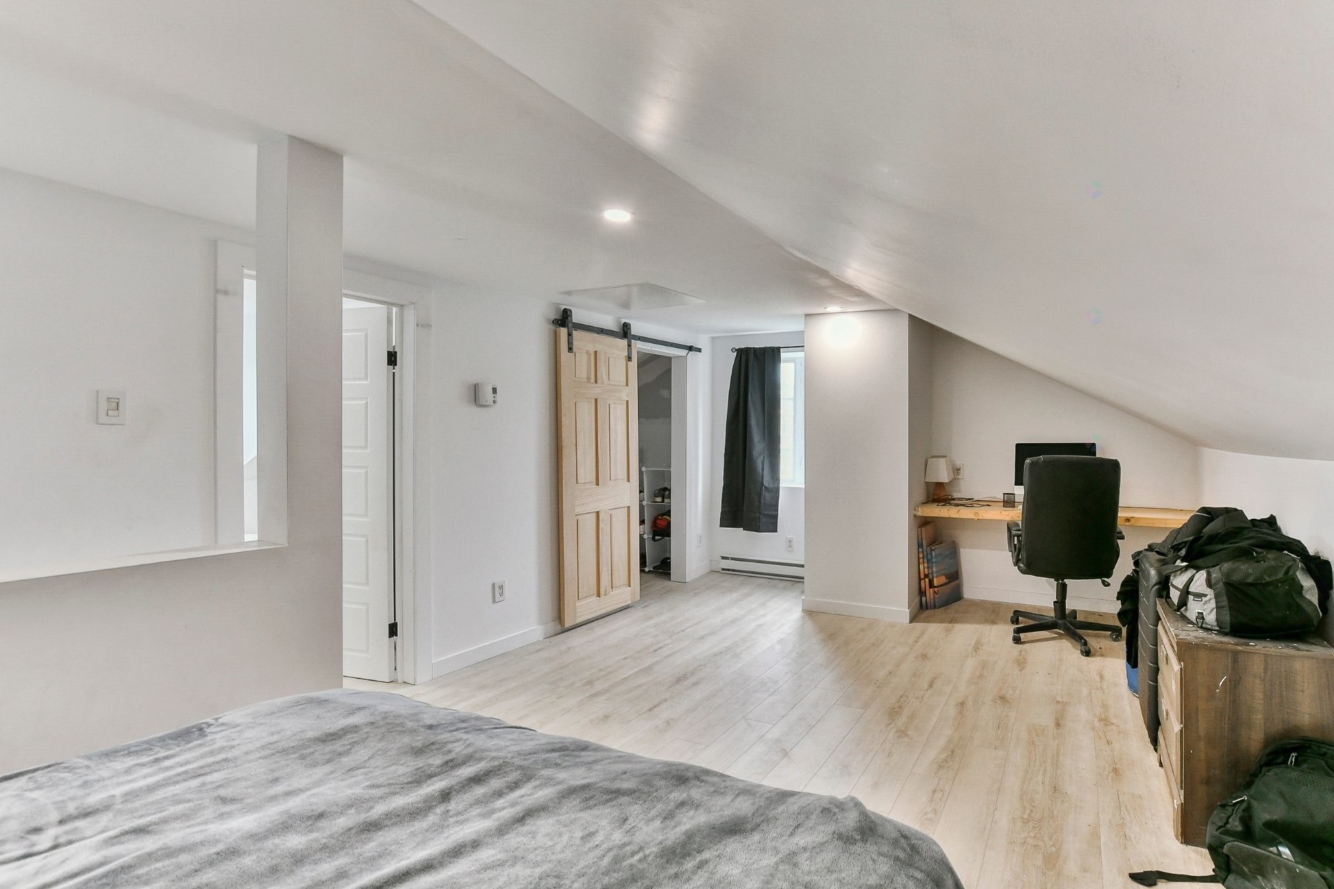 









7


Rue Masson

,
Saint-Roch-de-l'Achigan,




QC
J0K3H0

