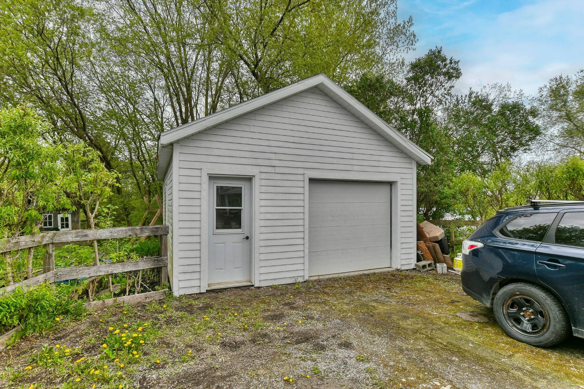 









7


Rue Masson

,
Saint-Roch-de-l'Achigan,




QC
J0K3H0

