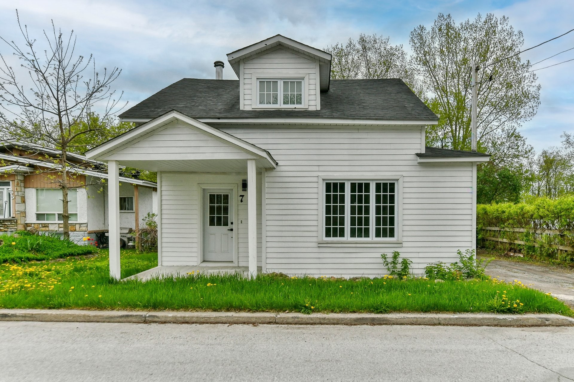 









7


Rue Masson

,
Saint-Roch-de-l'Achigan,




QC
J0K3H0


