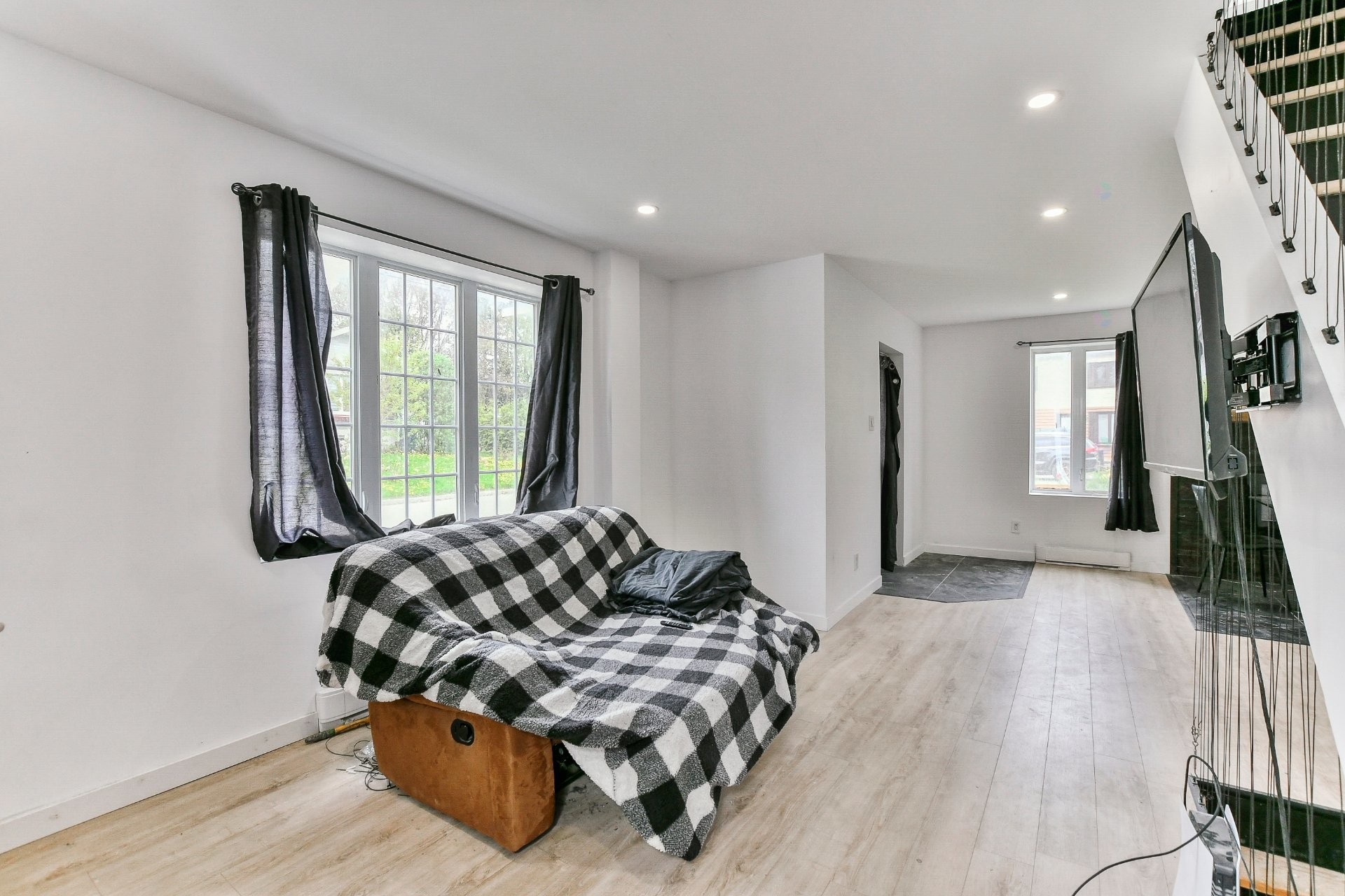 









7


Rue Masson

,
Saint-Roch-de-l'Achigan,




QC
J0K3H0

