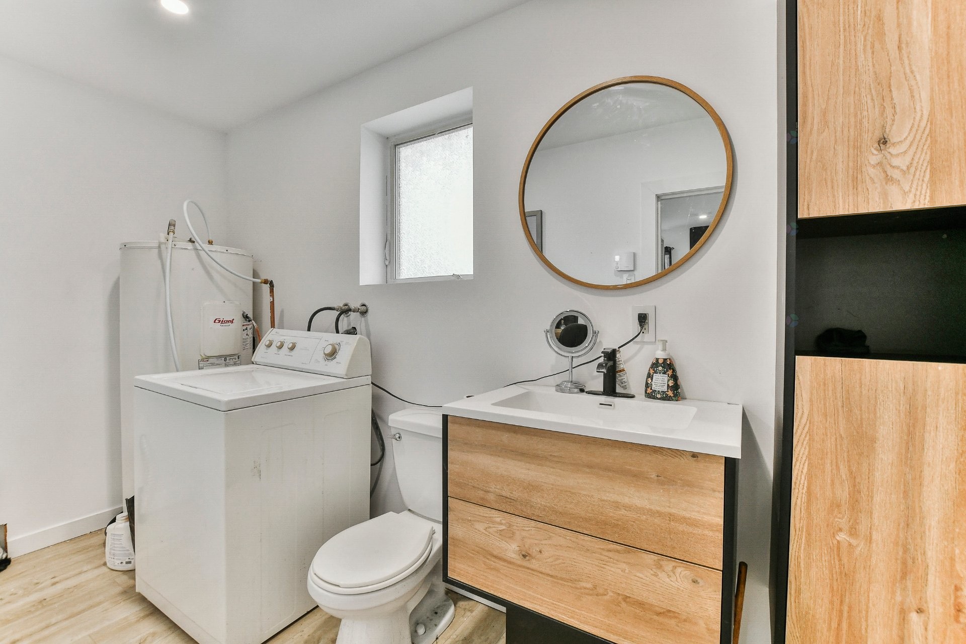 









7


Rue Masson

,
Saint-Roch-de-l'Achigan,




QC
J0K3H0

