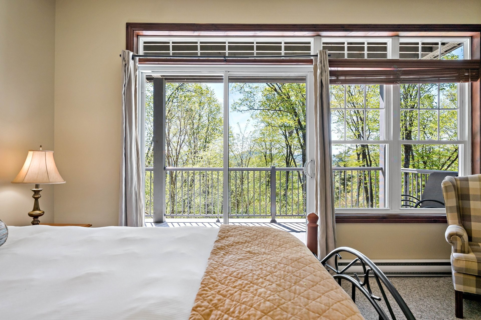 









300


Rue du Mont-Plaisant

, 4,
Mont-Tremblant,




QC
J8E1L2

