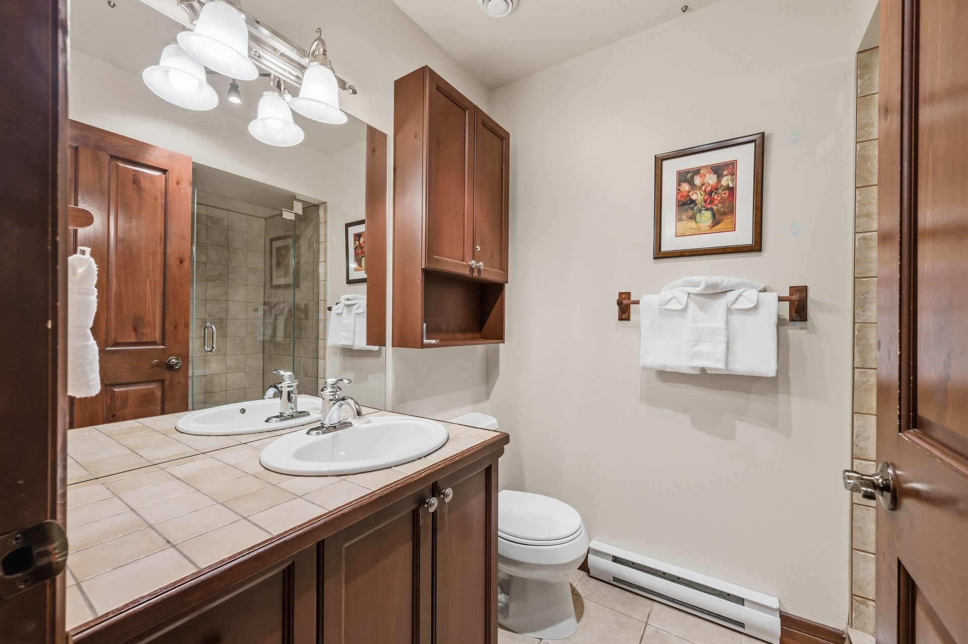 









300


Rue du Mont-Plaisant

, 4,
Mont-Tremblant,




QC
J8E1L2

