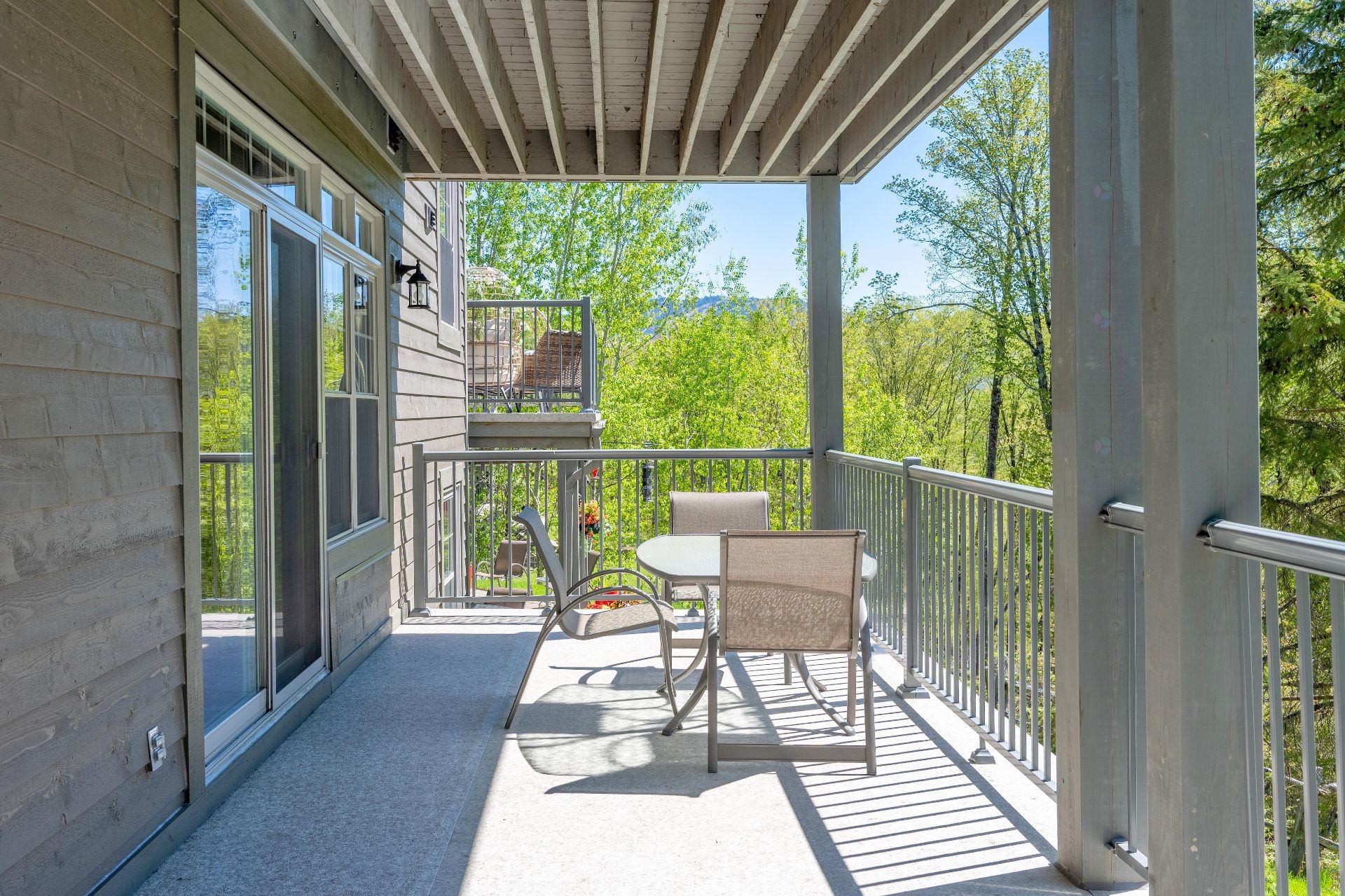 









300


Rue du Mont-Plaisant

, 4,
Mont-Tremblant,




QC
J8E1L2


