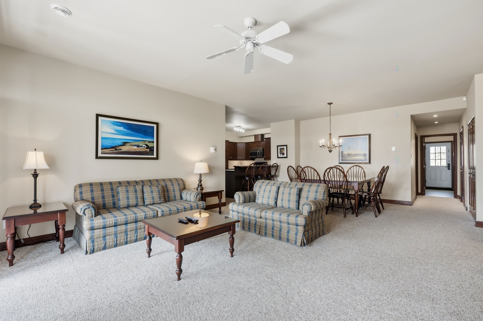 









300


Rue du Mont-Plaisant

, 4,
Mont-Tremblant,




QC
J8E1L2

