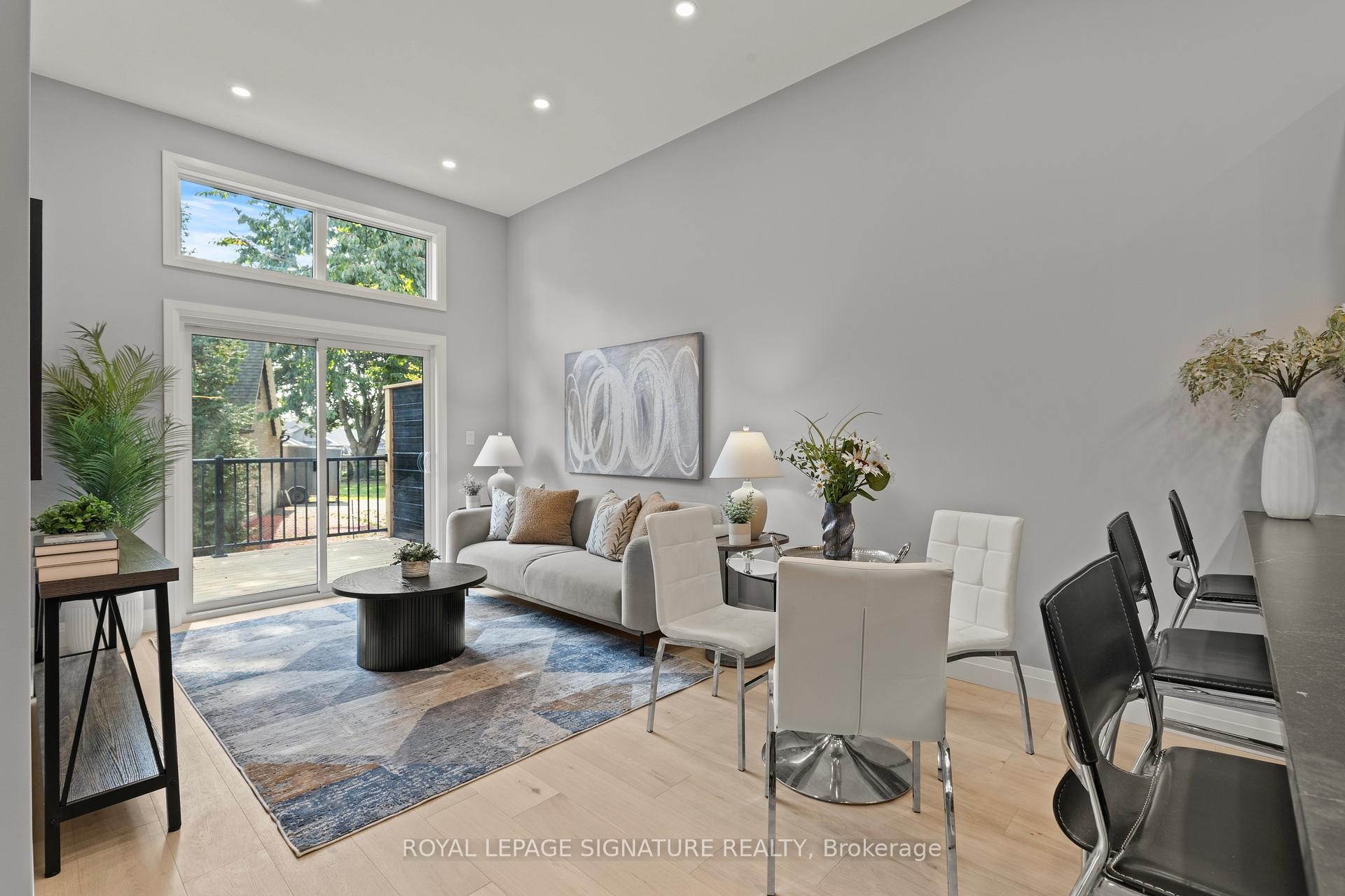 









139


King Edward

Street,
Brant,




ON
N3L 3E3

