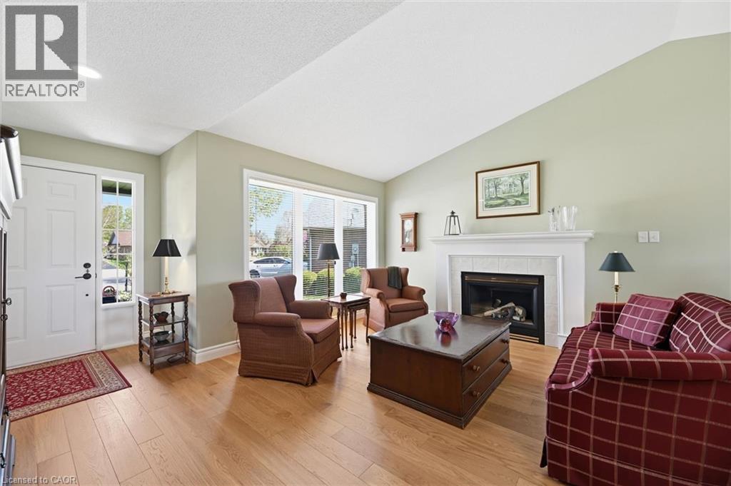 












15 BAYSHORE Court

,
Port Dover,




Ontario
N0A1N7

