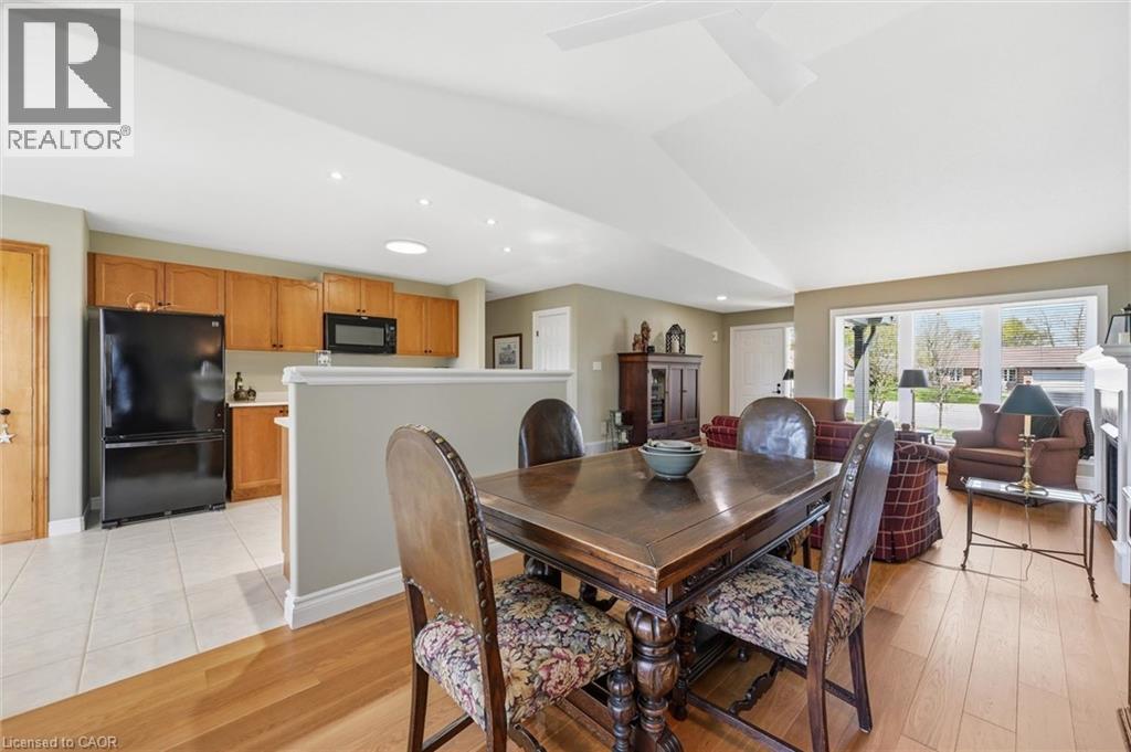 












15 BAYSHORE Court

,
Port Dover,




Ontario
N0A1N7

