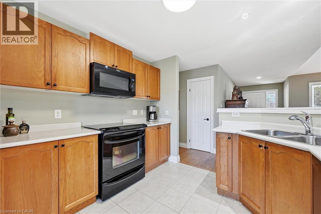 












15 BAYSHORE Court

,
Port Dover,




Ontario
N0A1N7

