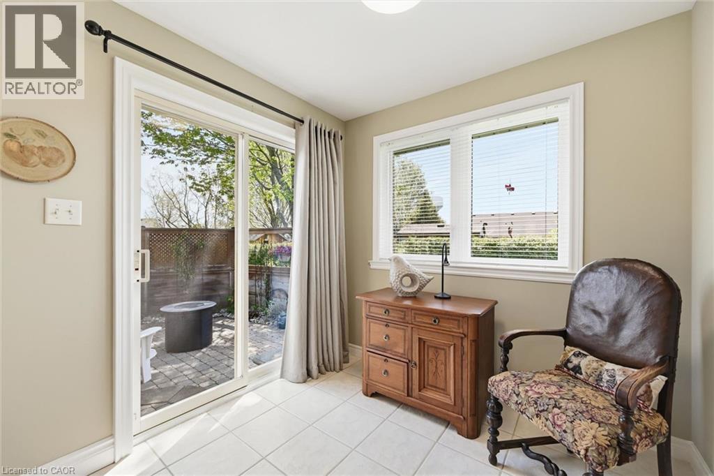












15 BAYSHORE Court

,
Port Dover,




Ontario
N0A1N7

