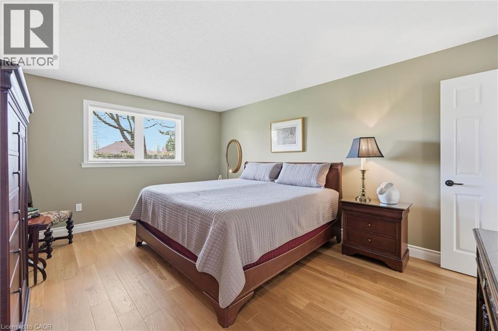 












15 BAYSHORE Court

,
Port Dover,




Ontario
N0A1N7

