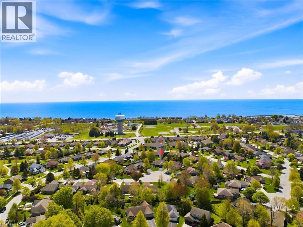 












15 BAYSHORE Court

,
Port Dover,




Ontario
N0A1N7

