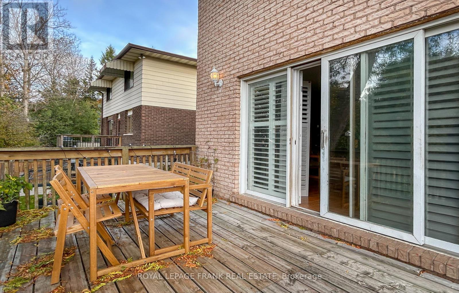 












312 CUMBERLAND COURT

,
Oshawa (Donevan),




Ontario
L1H8E7

