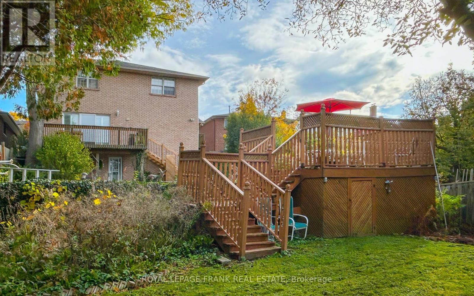 












312 CUMBERLAND COURT

,
Oshawa (Donevan),




Ontario
L1H8E7

