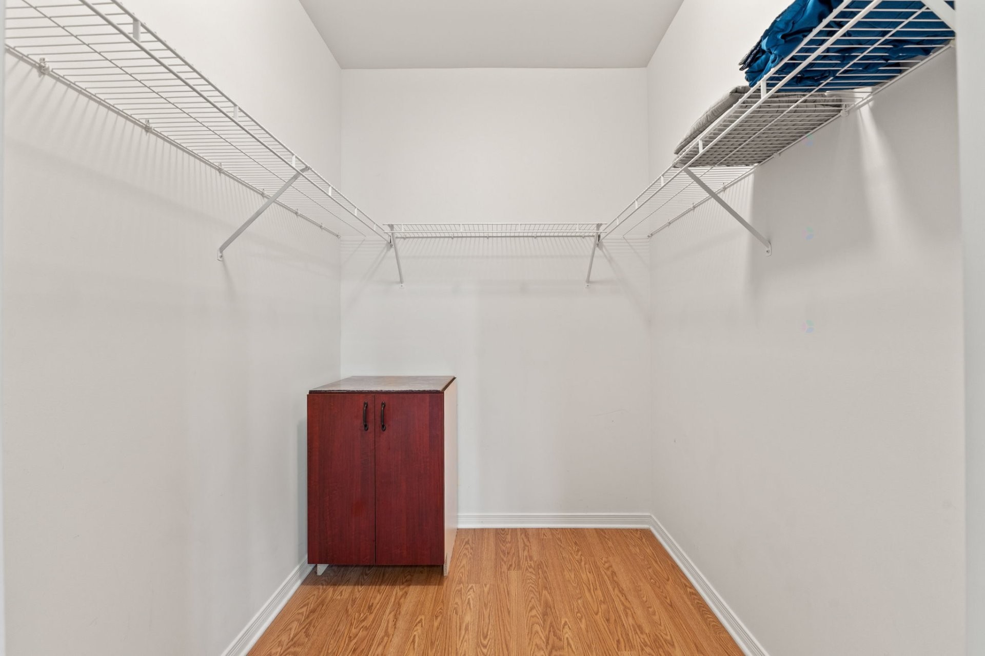 









62


Rue du Zénith

, 2,
Gatineau (Hull),




QC
J9A0A4

