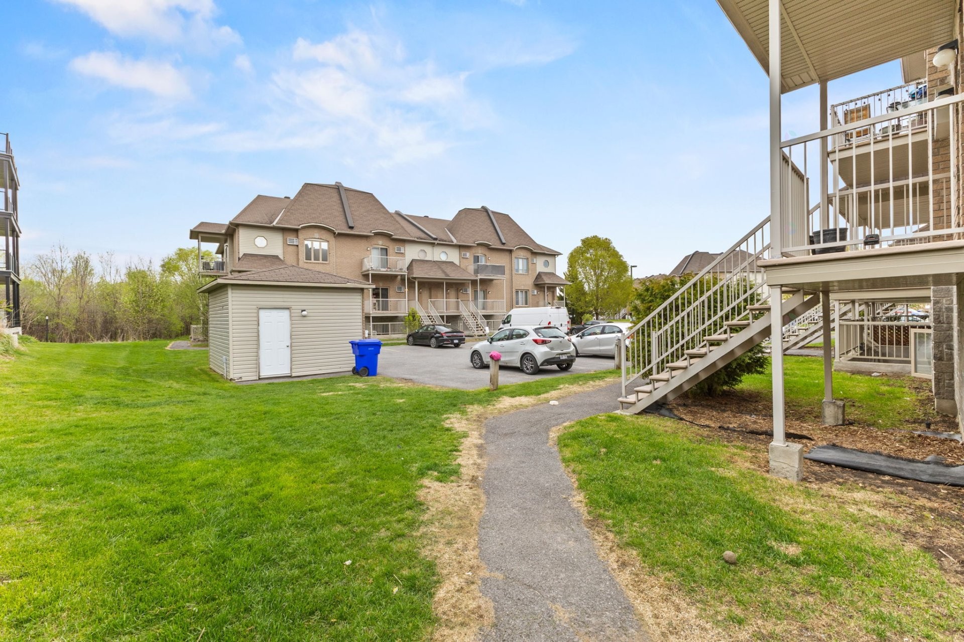 









62


Rue du Zénith

, 2,
Gatineau (Hull),




QC
J9A0A4

