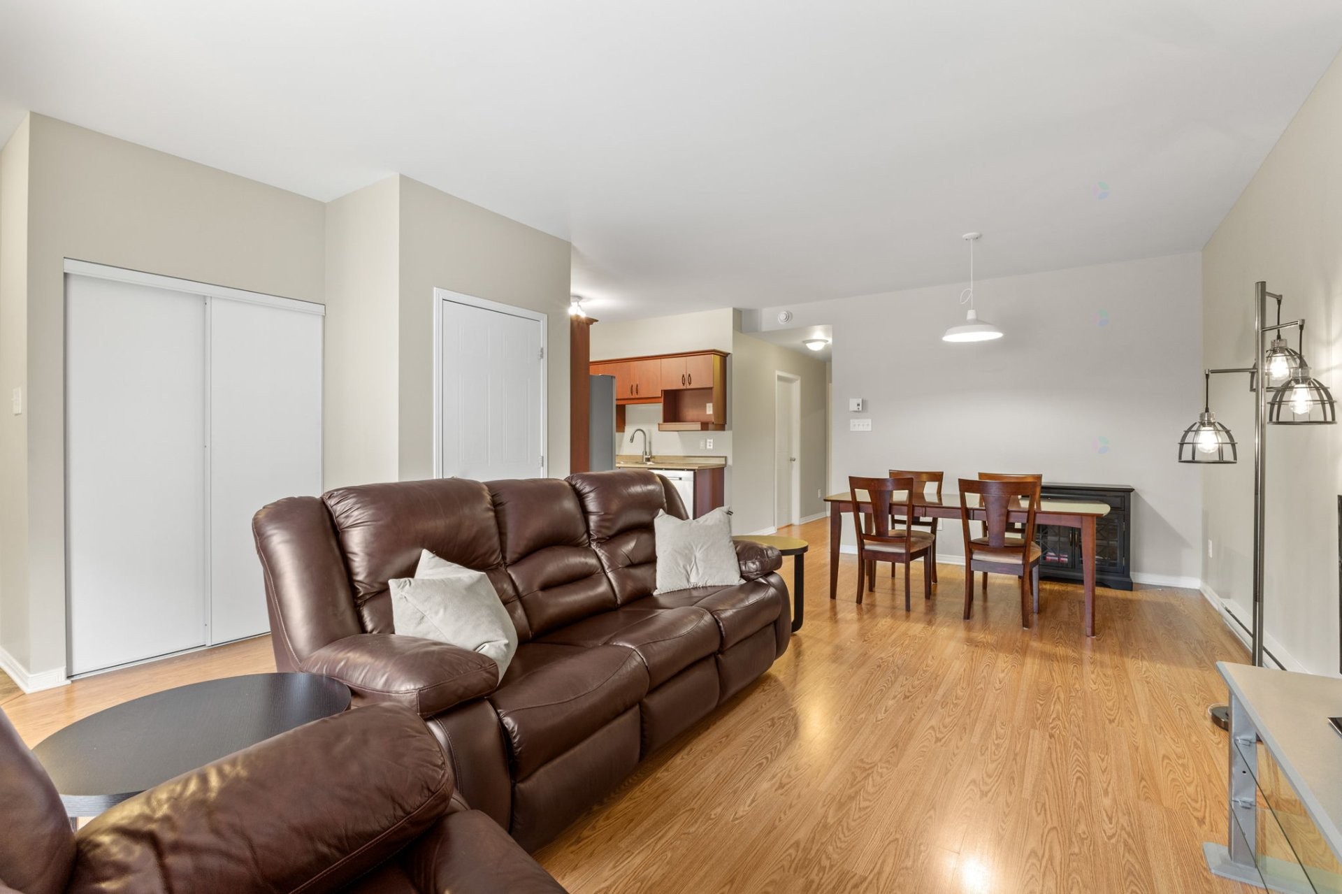 









62


Rue du Zénith

, 2,
Gatineau (Hull),




QC
J9A0A4

