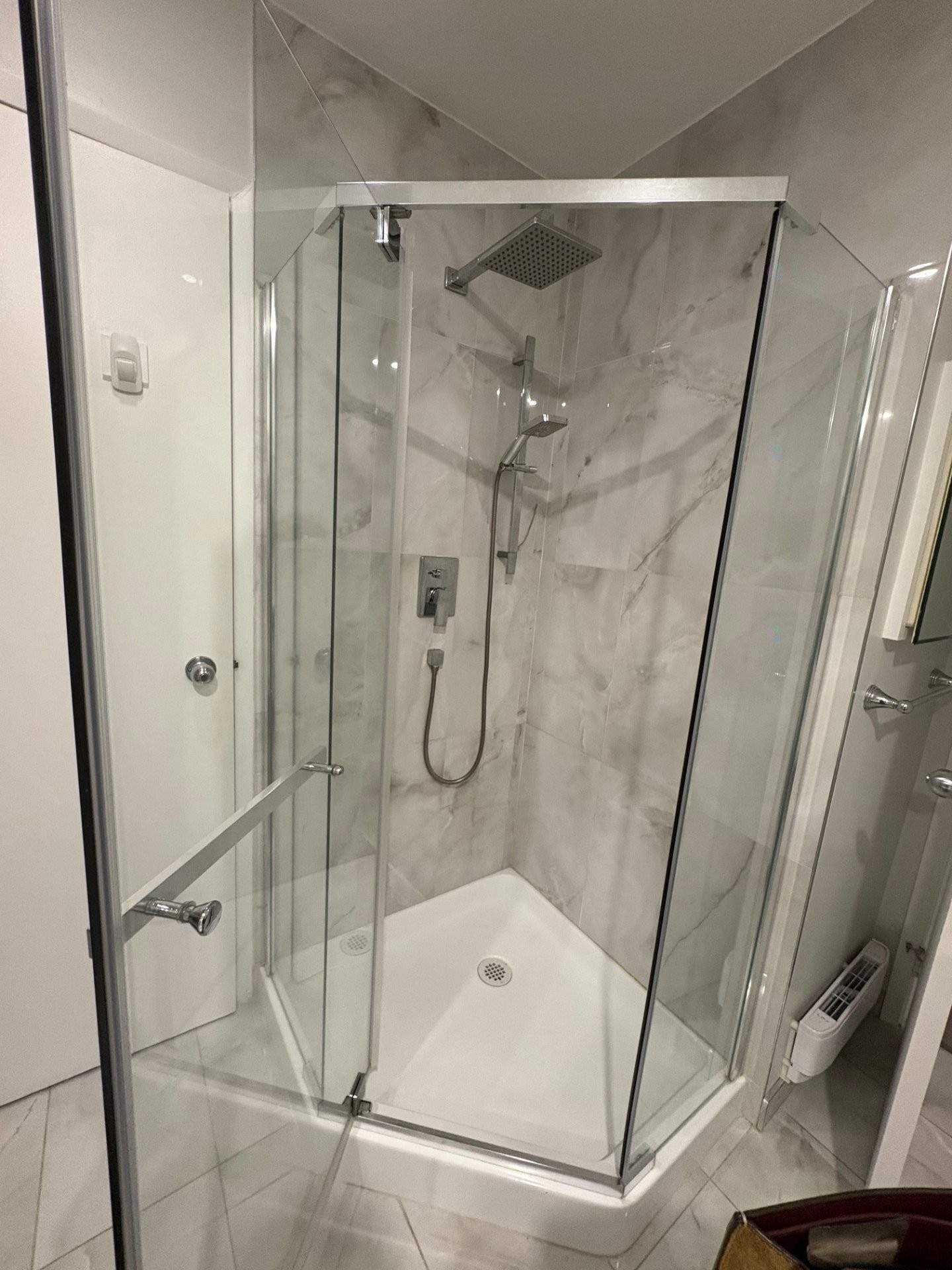 









3073


Rue Édouard-Montpetit

, 208,
Laval (Chomedey),




QC
H7T2T5

