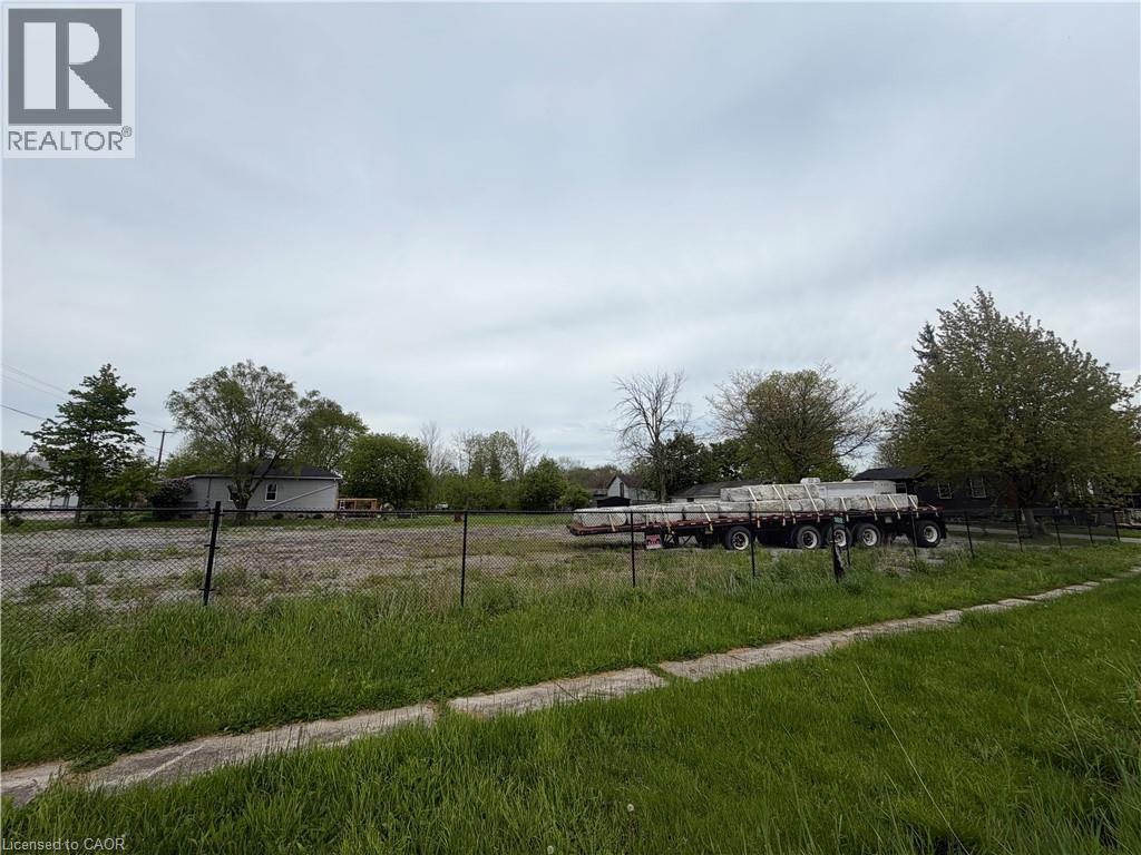 












188 ERIE Street

,
Nanticoke,







Ontario
N0A1L0

