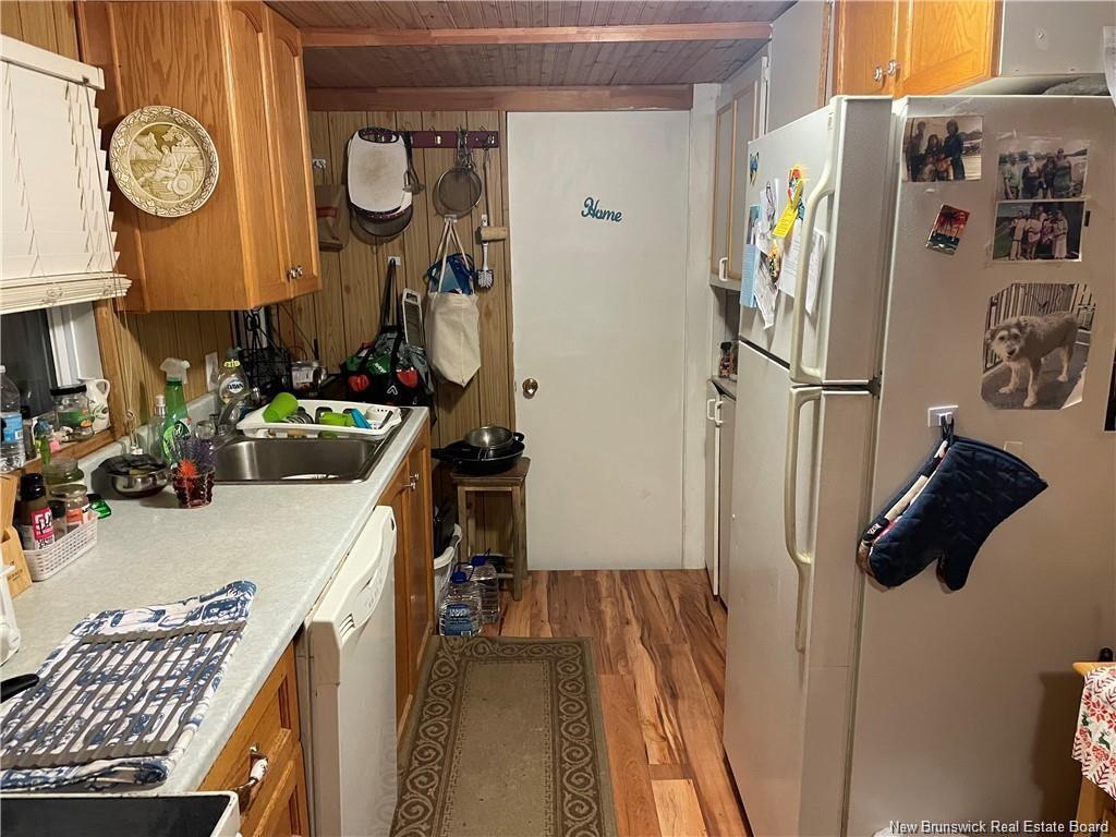 









19


St. Patricks

,
Rogersville,




NB
E4Y 2H3

