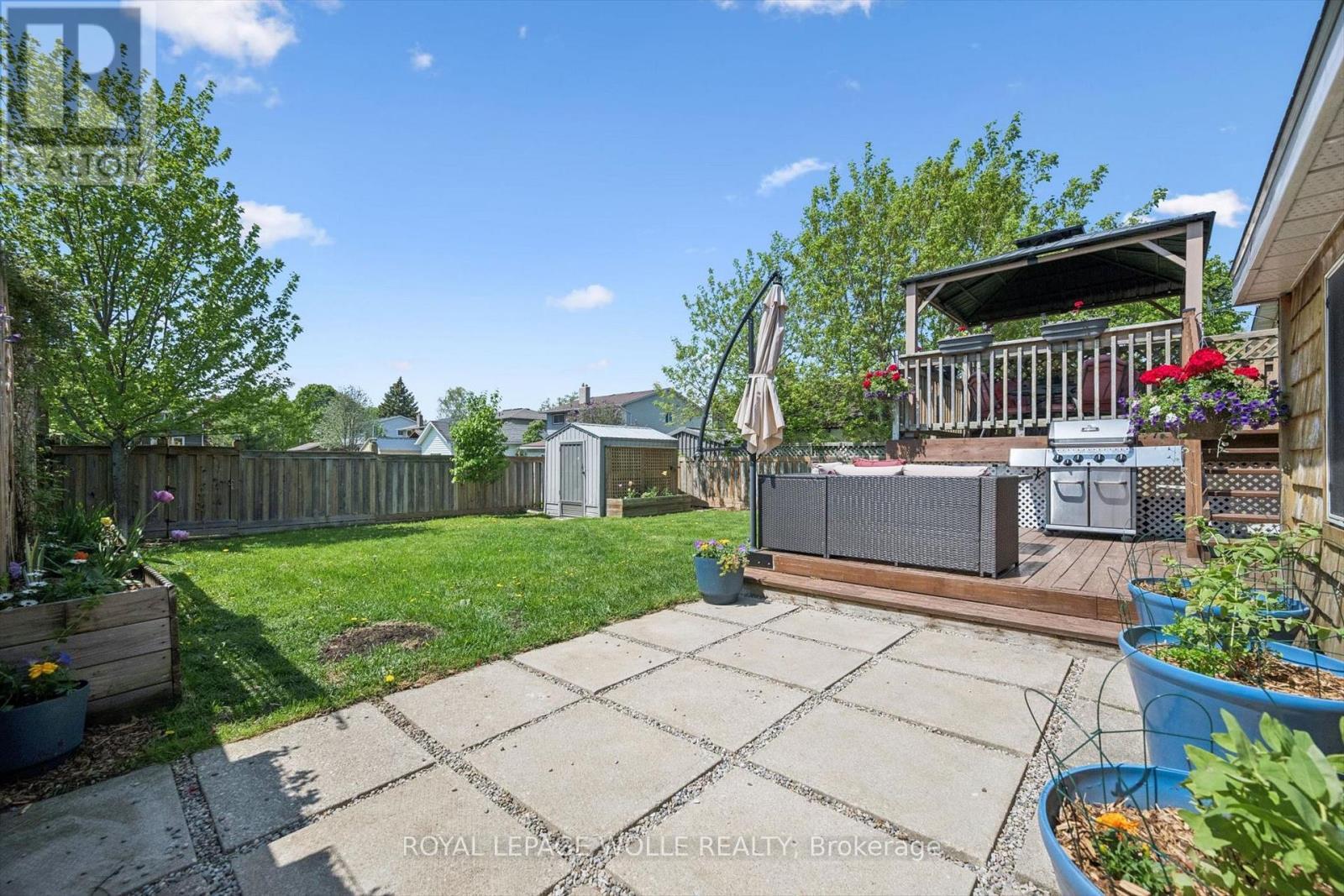 












34 ASPEN CRESCENT

,
Woolwich,




Ontario
N3B1J8

