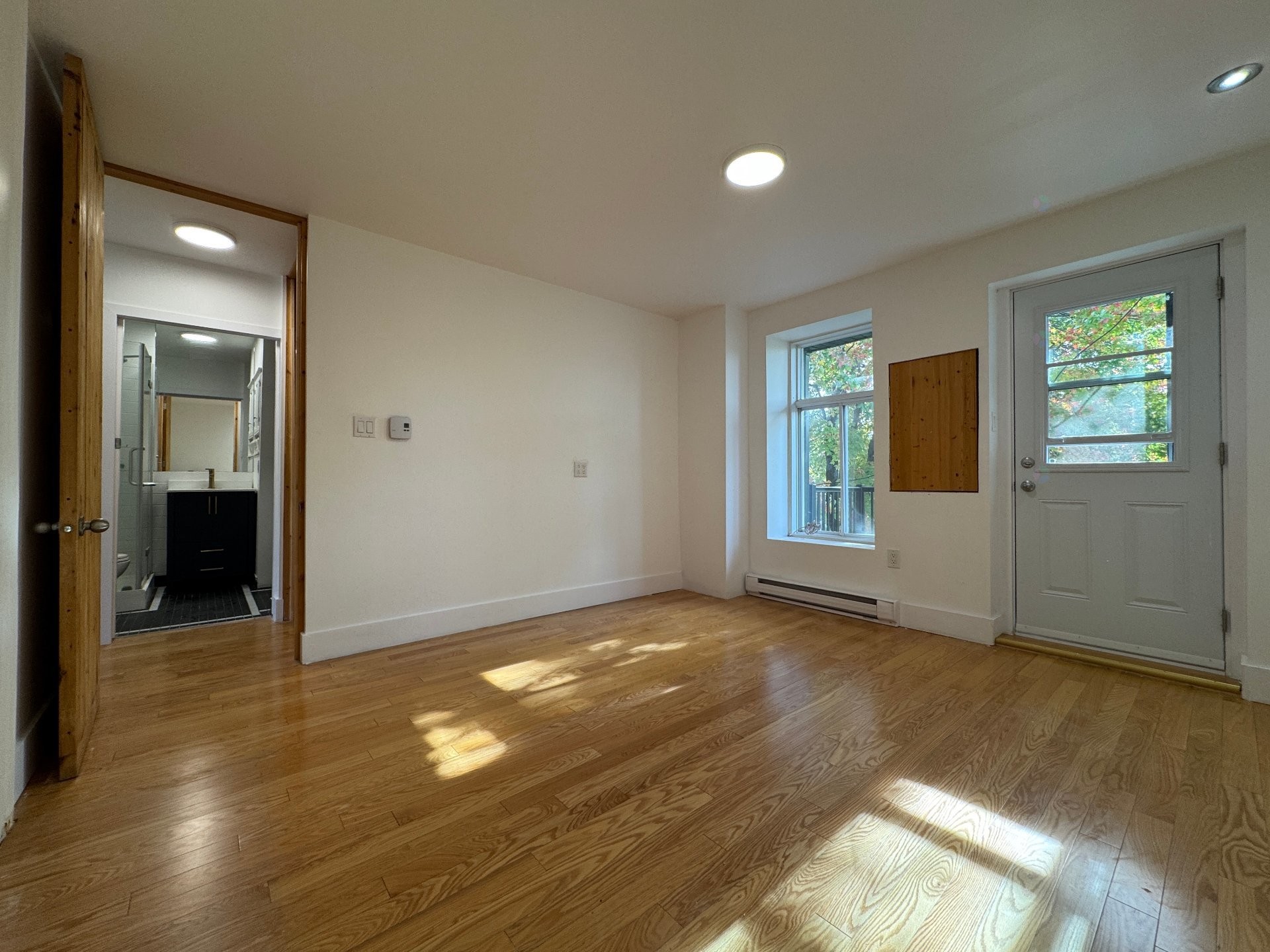 









4528


Rue Chambord

,
Montréal (Le Plateau-Mont-Royal),




QC
H2J3M7

