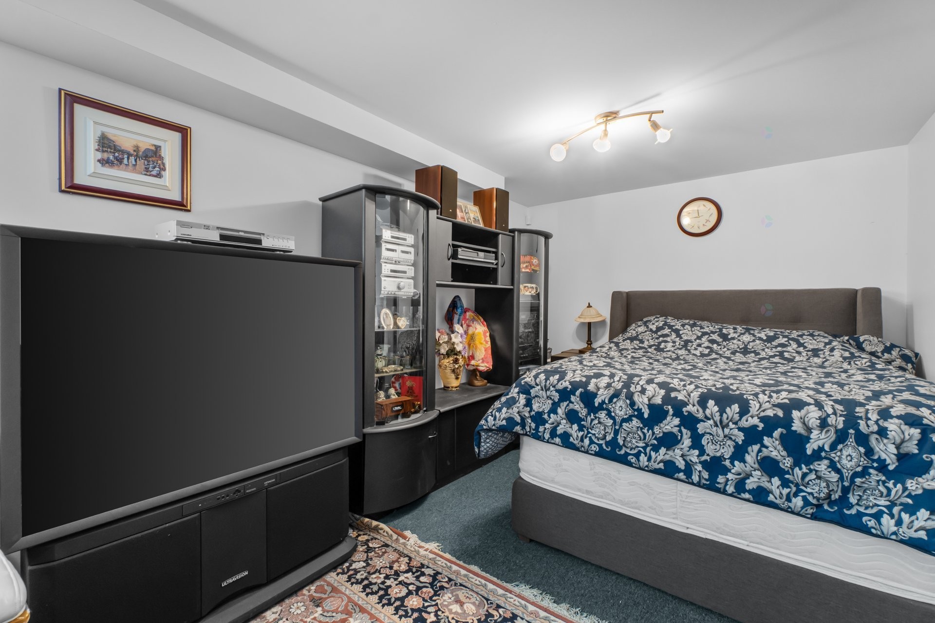 









6848


Rue Henri-Julien

,
Laval (Sainte-Rose),




QC
H7L5X7

