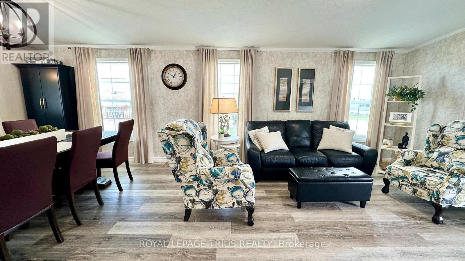 












4 CRICKLEWOOD CRESCENT

,
Haldimand (Nanticoke),




Ontario
N0A1L0


