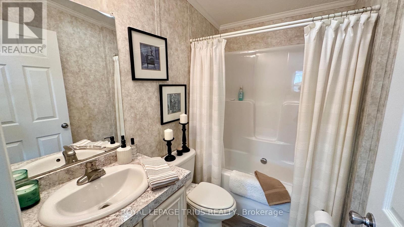 












4 CRICKLEWOOD CRESCENT

,
Haldimand (Nanticoke),




Ontario
N0A1L0

