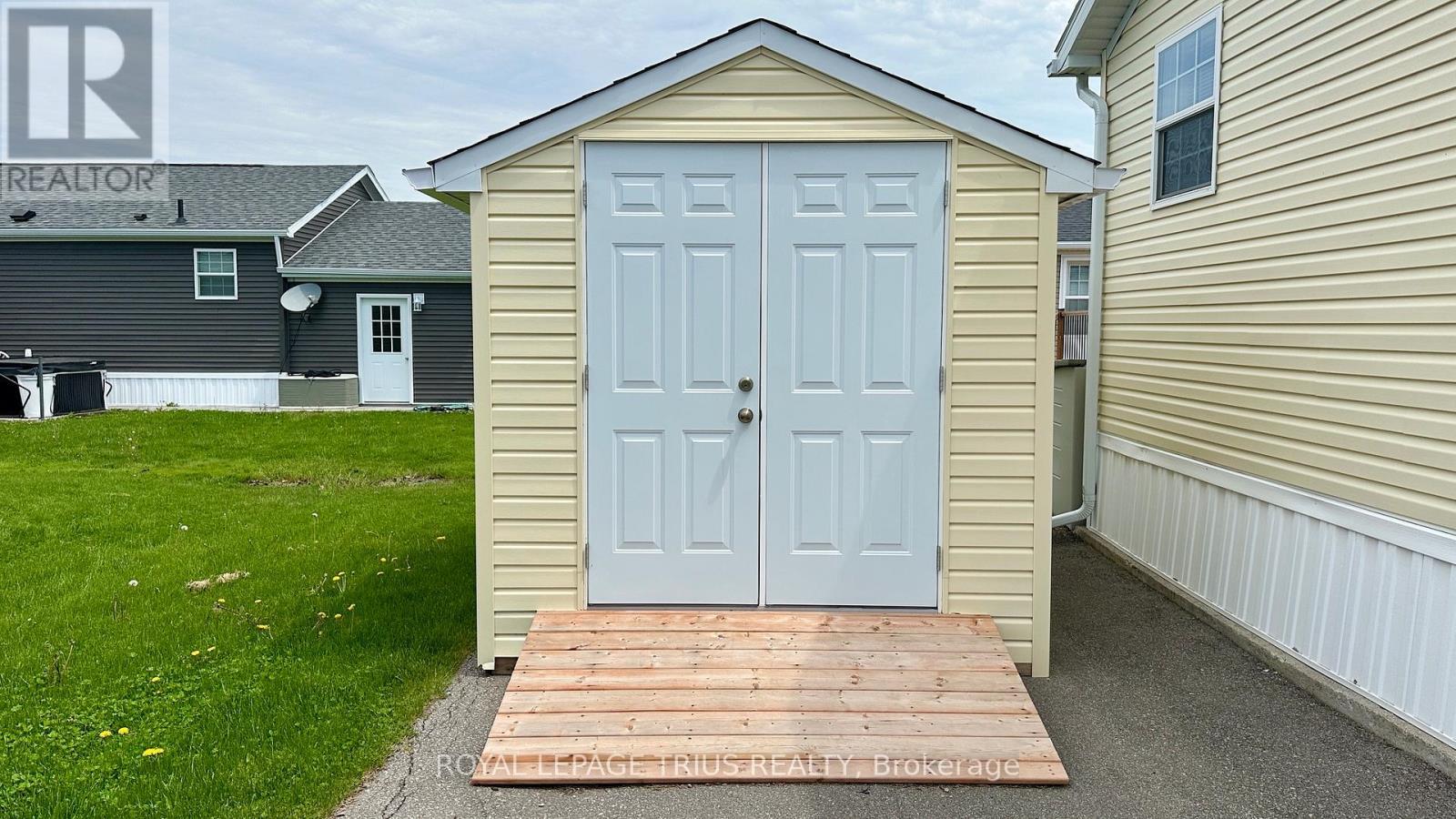 












4 CRICKLEWOOD CRESCENT

,
Haldimand (Nanticoke),




Ontario
N0A1L0

