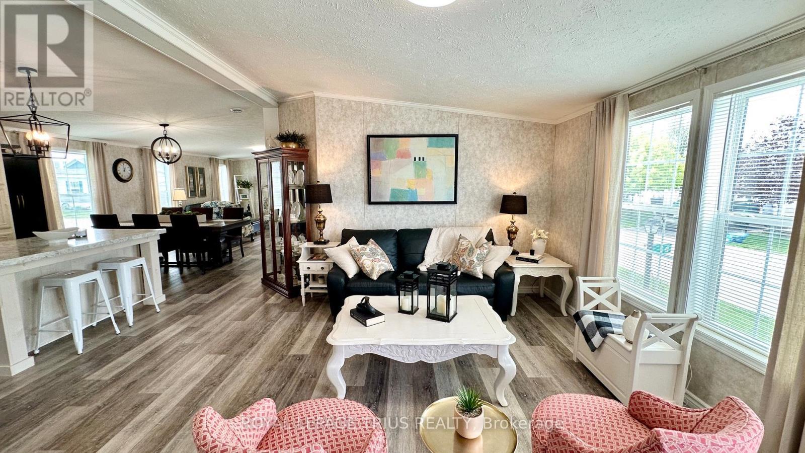 












4 CRICKLEWOOD CRESCENT

,
Haldimand (Nanticoke),




Ontario
N0A1L0

