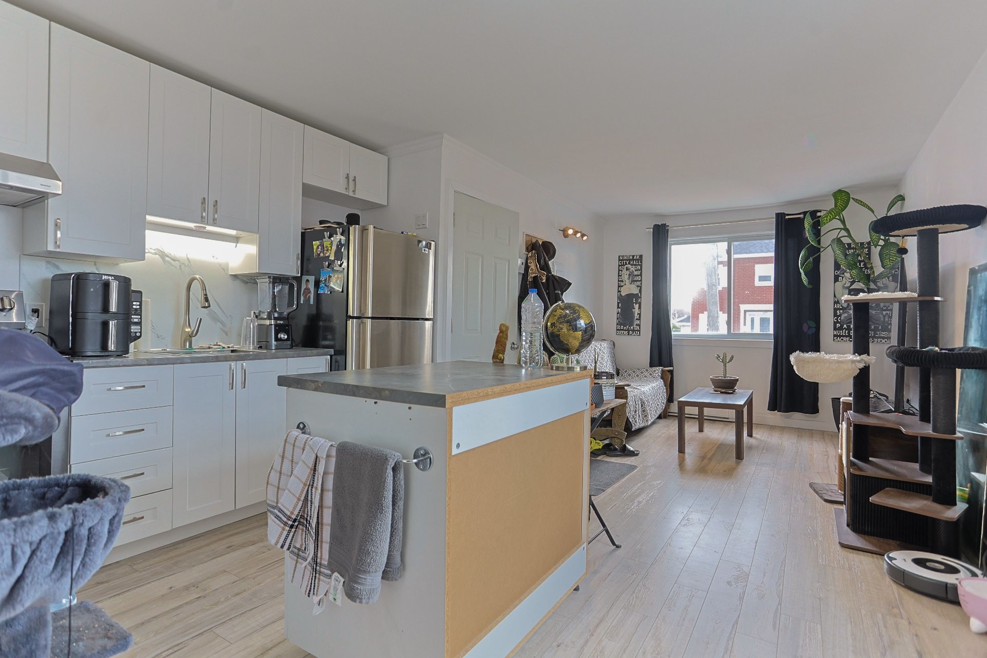 









1270


15e Rue

,
Shawinigan,




QC
G9T3W9

