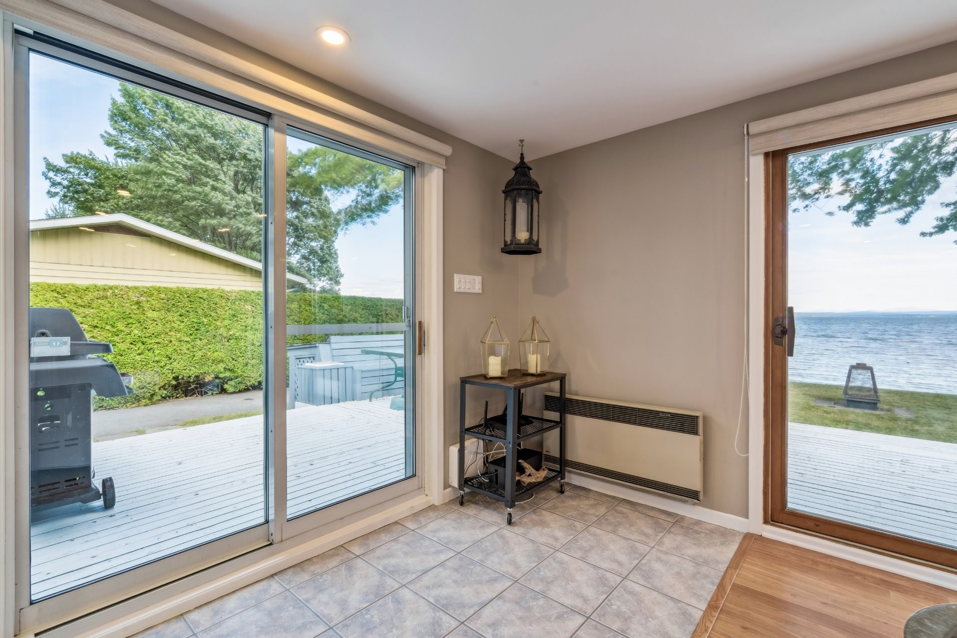 









724


Av. de Venise O.

,
Venise-en-Québec,




QC
J0J2K0

