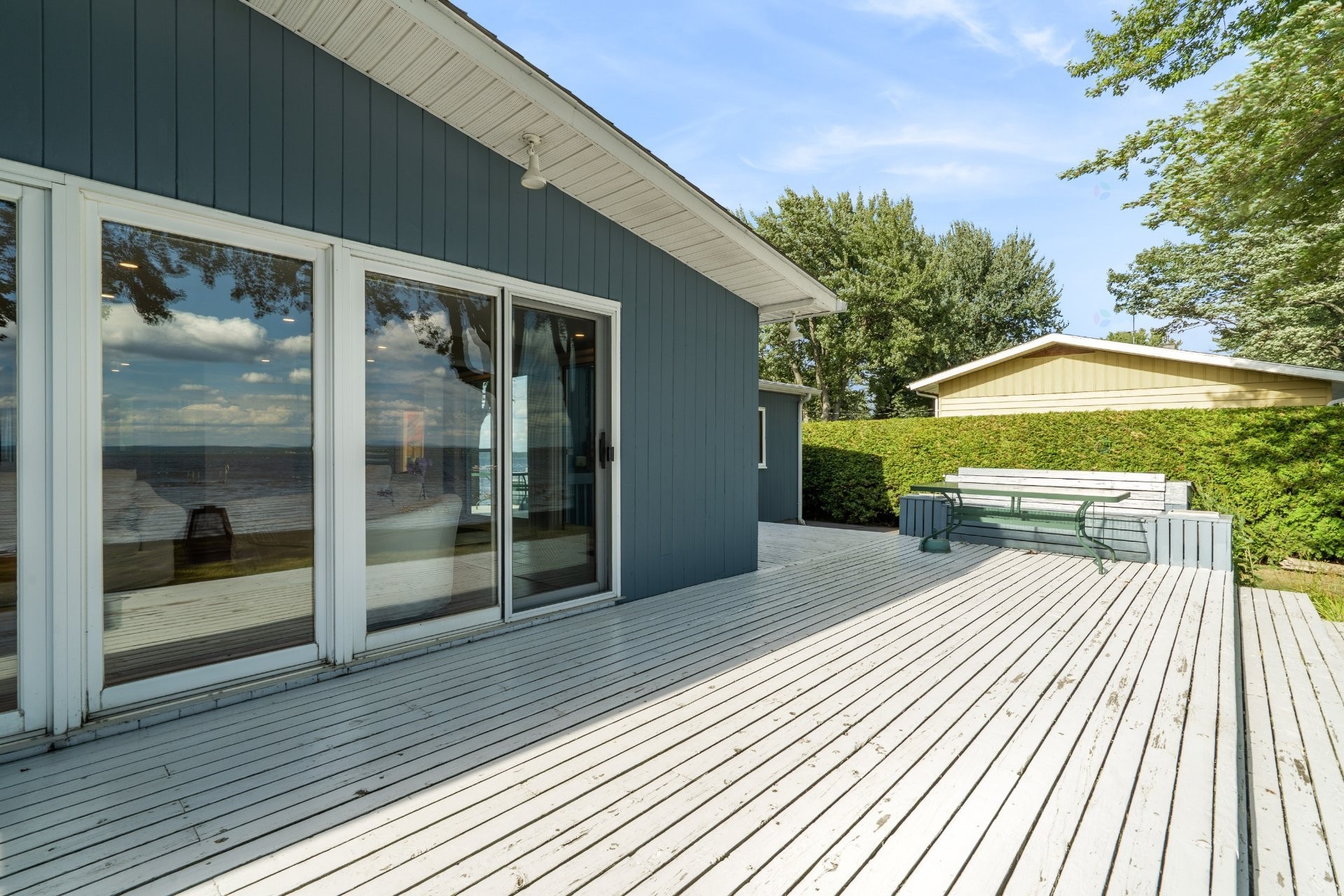 









724


Av. de Venise O.

,
Venise-en-Québec,




QC
J0J2K0


