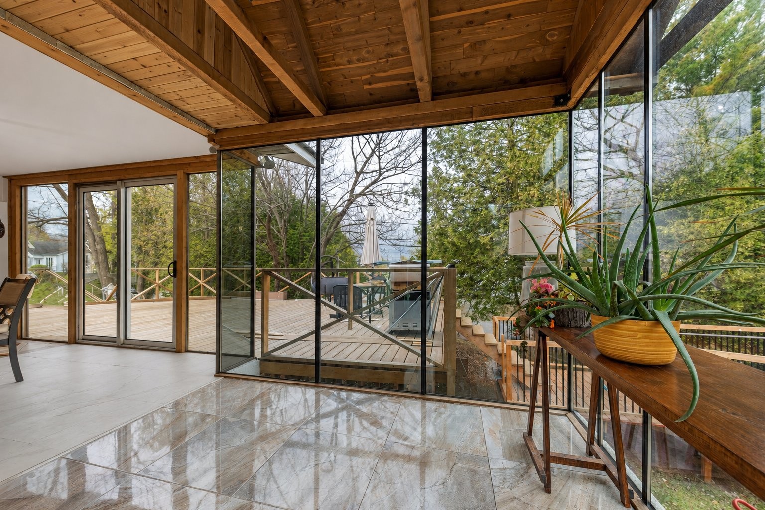 









14174


Rue Robert

,
Mirabel,




QC
J7N1R5

