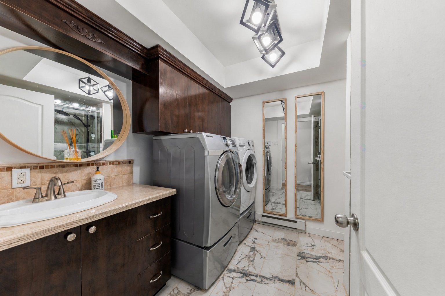 









14174


Rue Robert

,
Mirabel,




QC
J7N1R5

