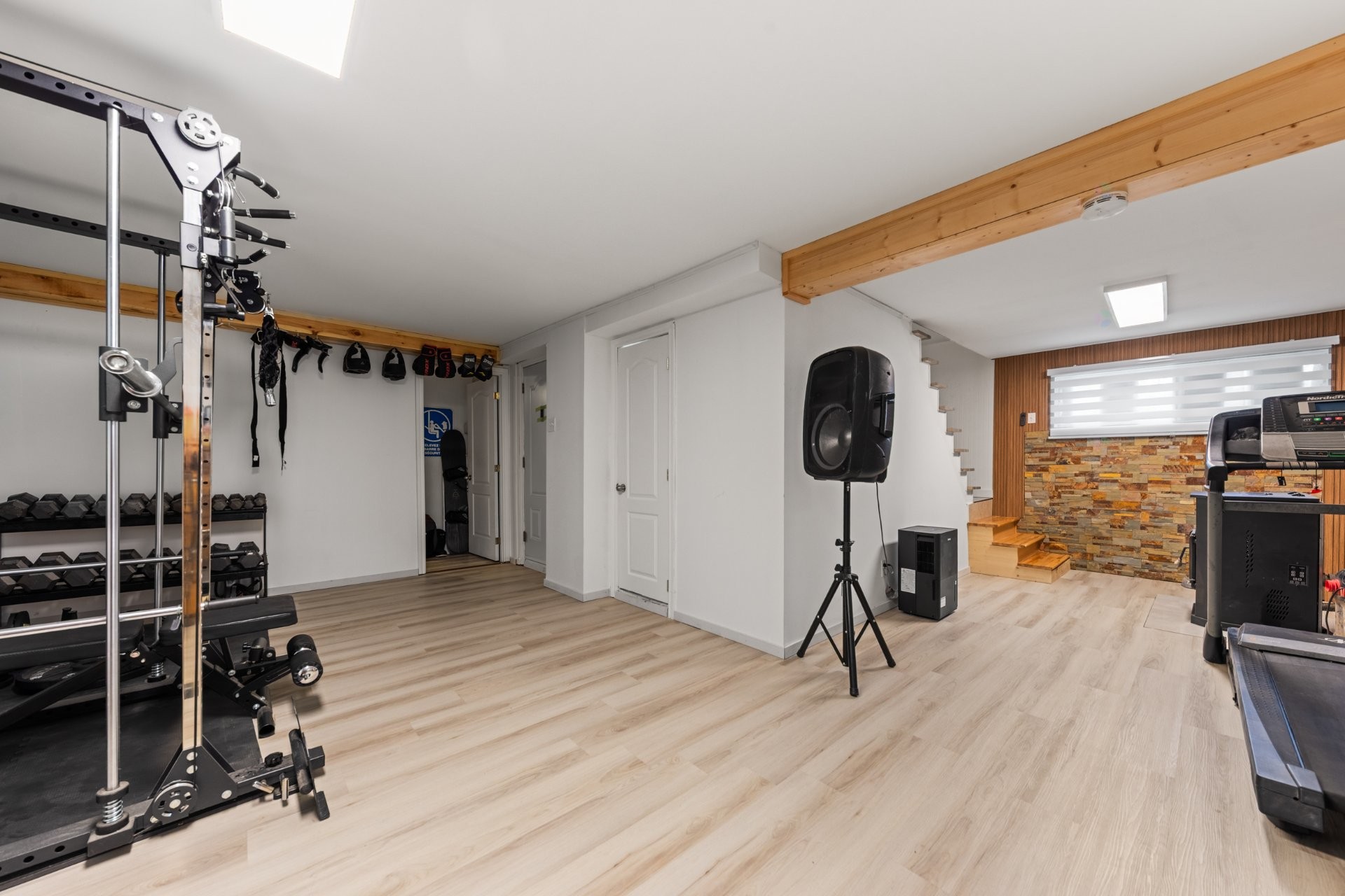 









14174


Rue Robert

,
Mirabel,




QC
J7N1R5

